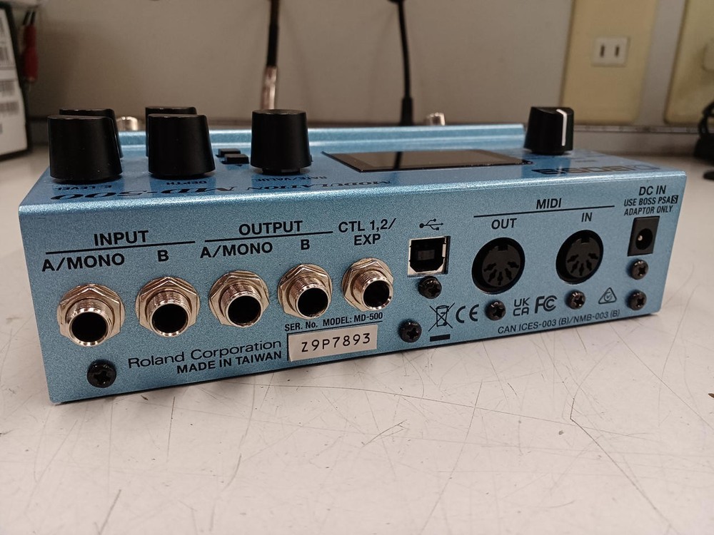 BOSS MD-500 Modulation Multi-Effects Processor Stereo MIDI Digital Guitar Pedal