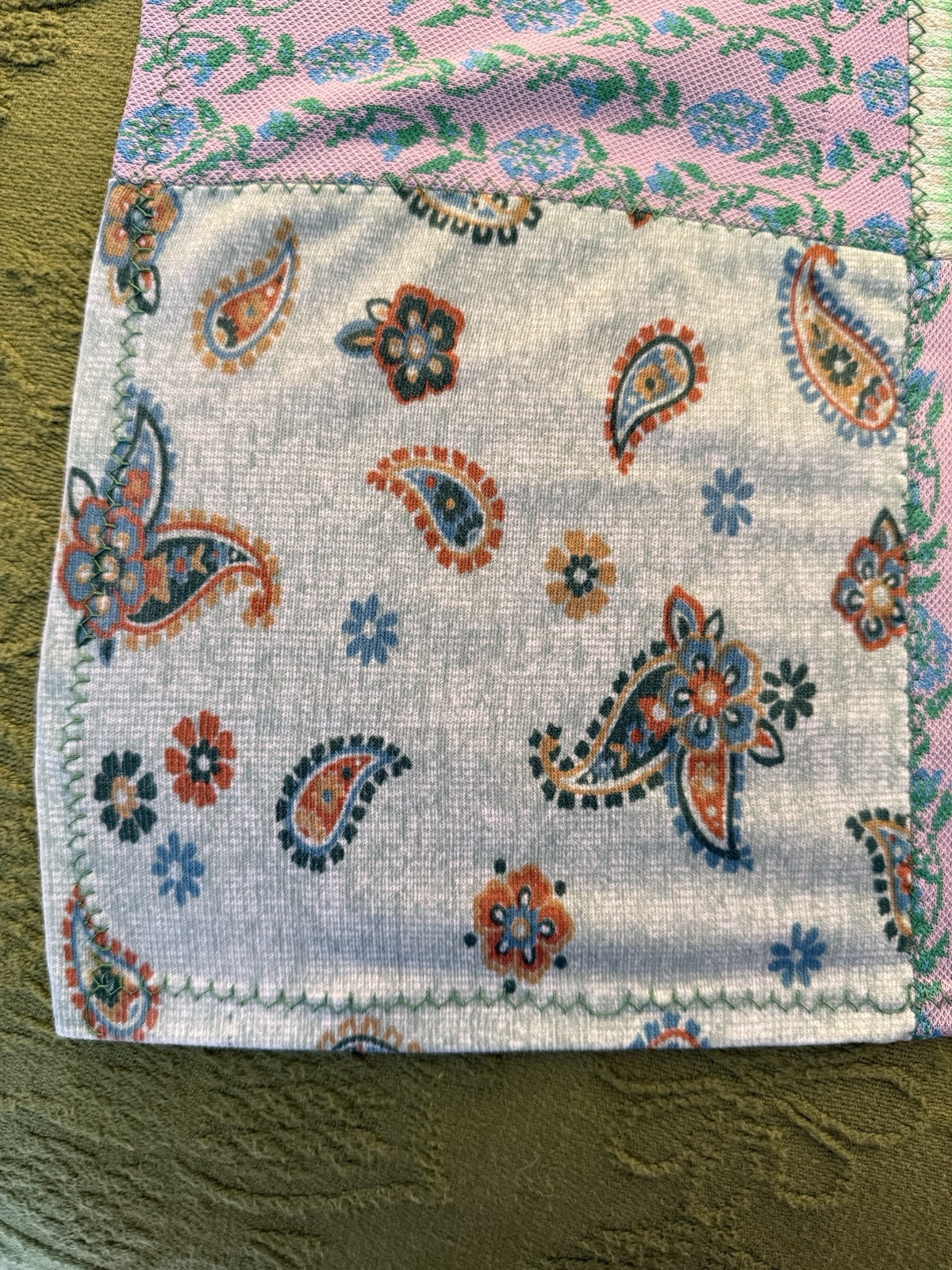 Vintage 70's Patchwork Coverlet Bedspread Quilt Topper