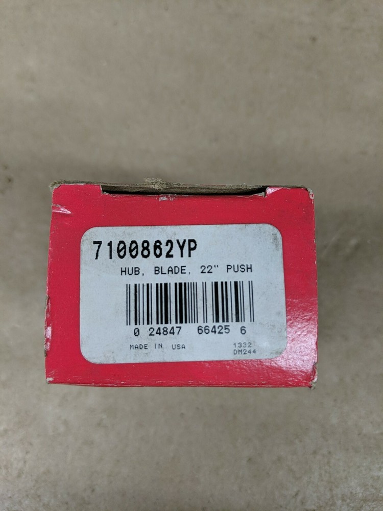 Briggs & Stratton OEM 7100862YP replacement hub, blade, 22" push