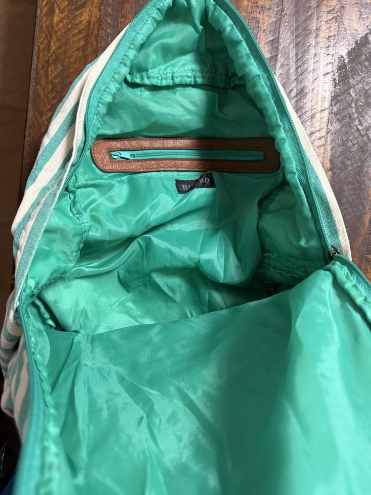 Bueno back pack green and white stripes