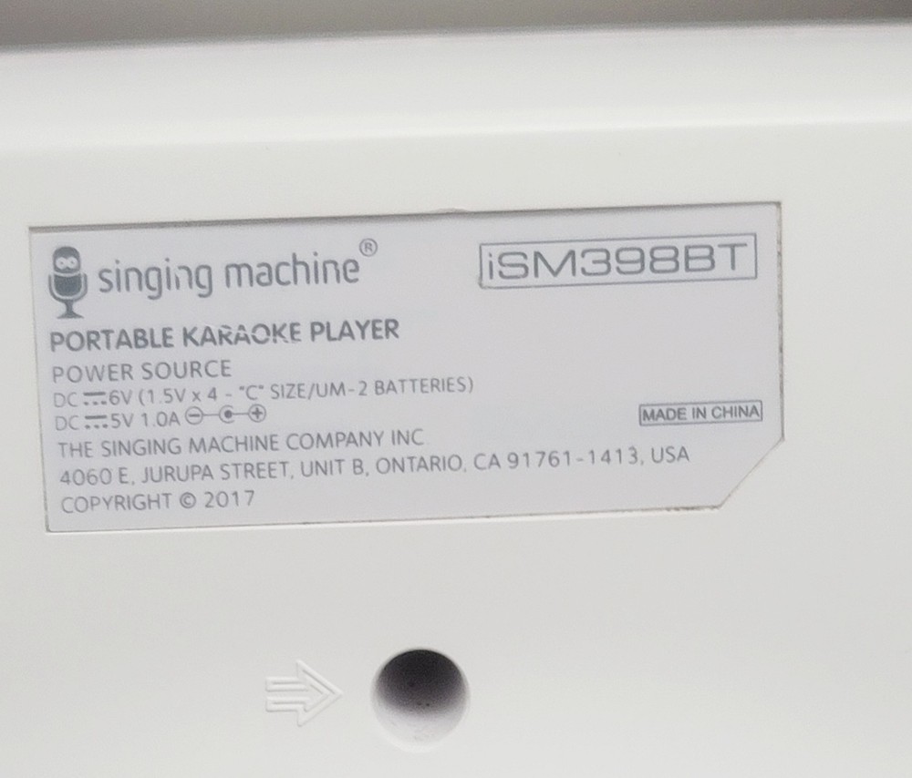 2017 Singing Machine iSM398BT Portable Bluetooth KARAOKE Player WHITE Handle