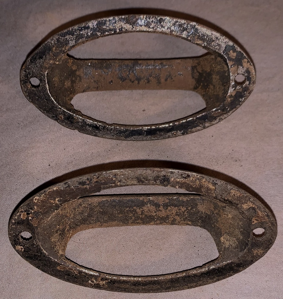 Great Set 2 Antique Cast Iron Bin Cabinet Drawer Pulls