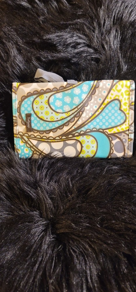Thirty One Tri-Fold and Go Organizer BoHo Patchwork Paisley