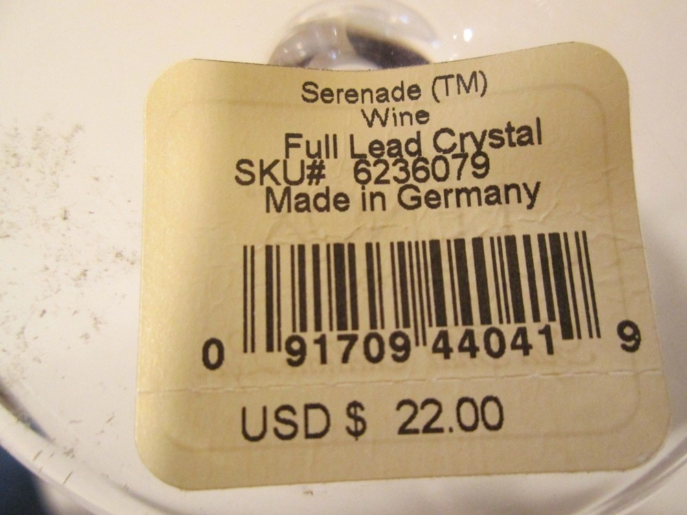 LENOX SERENADE WINE GLASS - 8" x 2 1/2" 0203D