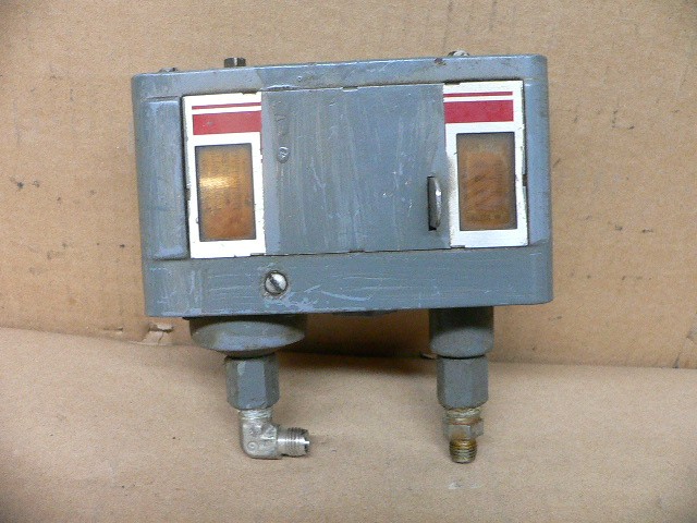 Johnson Controls P70ma-11 Pressure Control