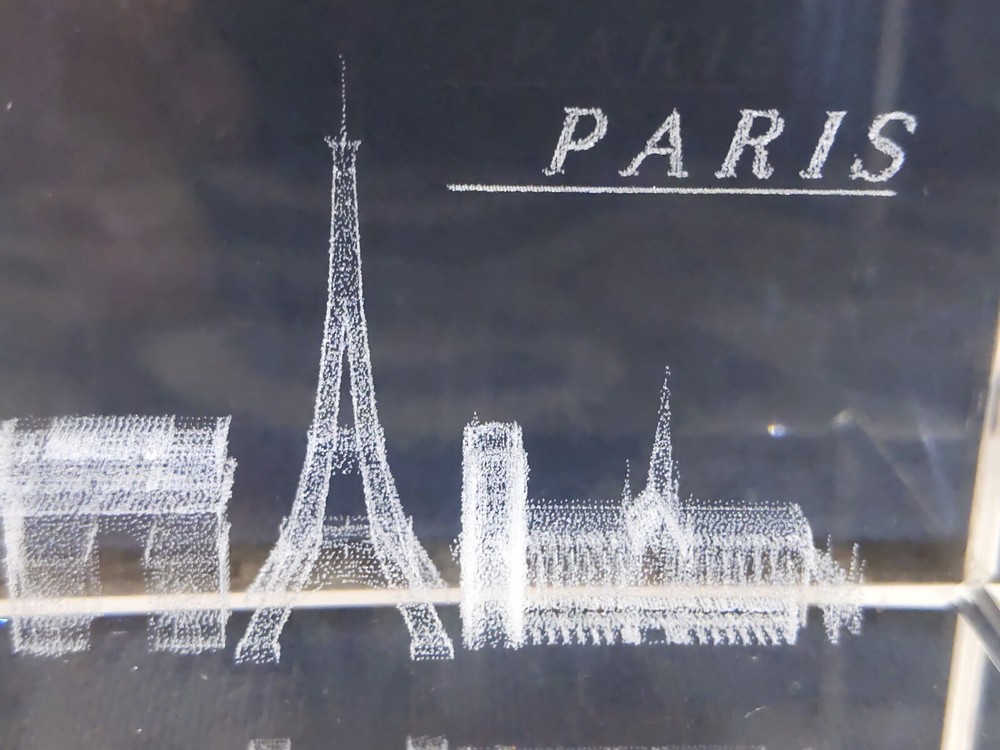 Paris Hologram