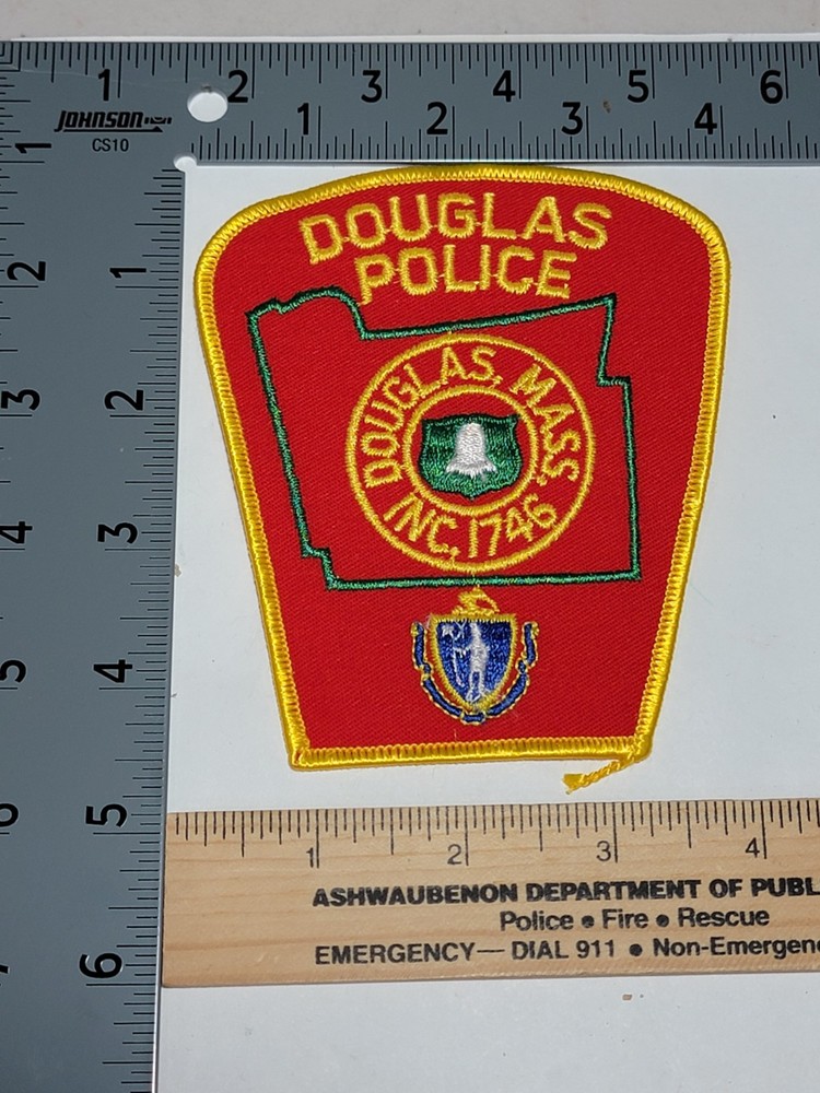LE9 B7 Police patch Massachusetts Douglas