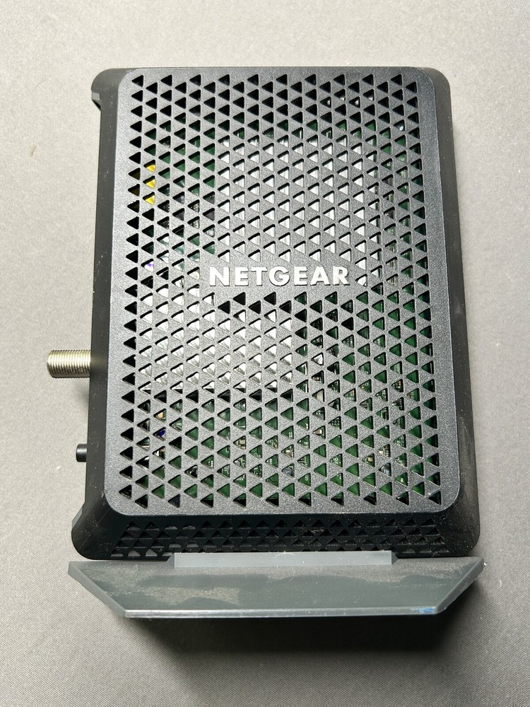 NETGEAR CABLE MODEM CM700 BLACK No Cables