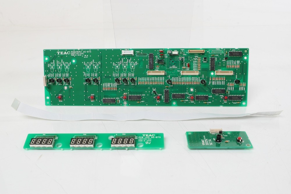 Esoteric G-0s Rubidium Master Clock Front Set E901751 + LED Display E901753