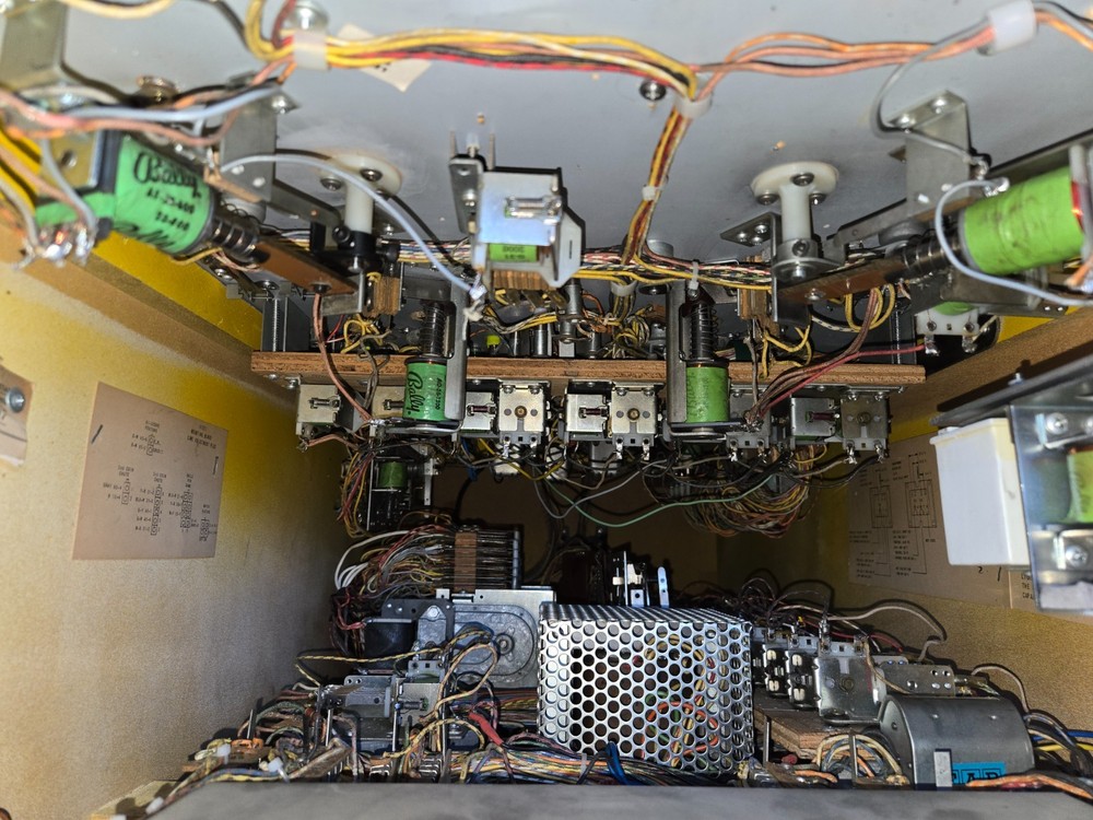 Restored Wizard! Pinball Machine (Bally) 1975
