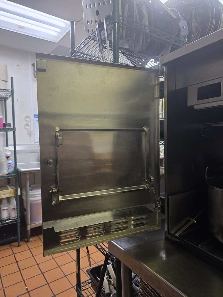 ventless. Restaurant Air Fryer