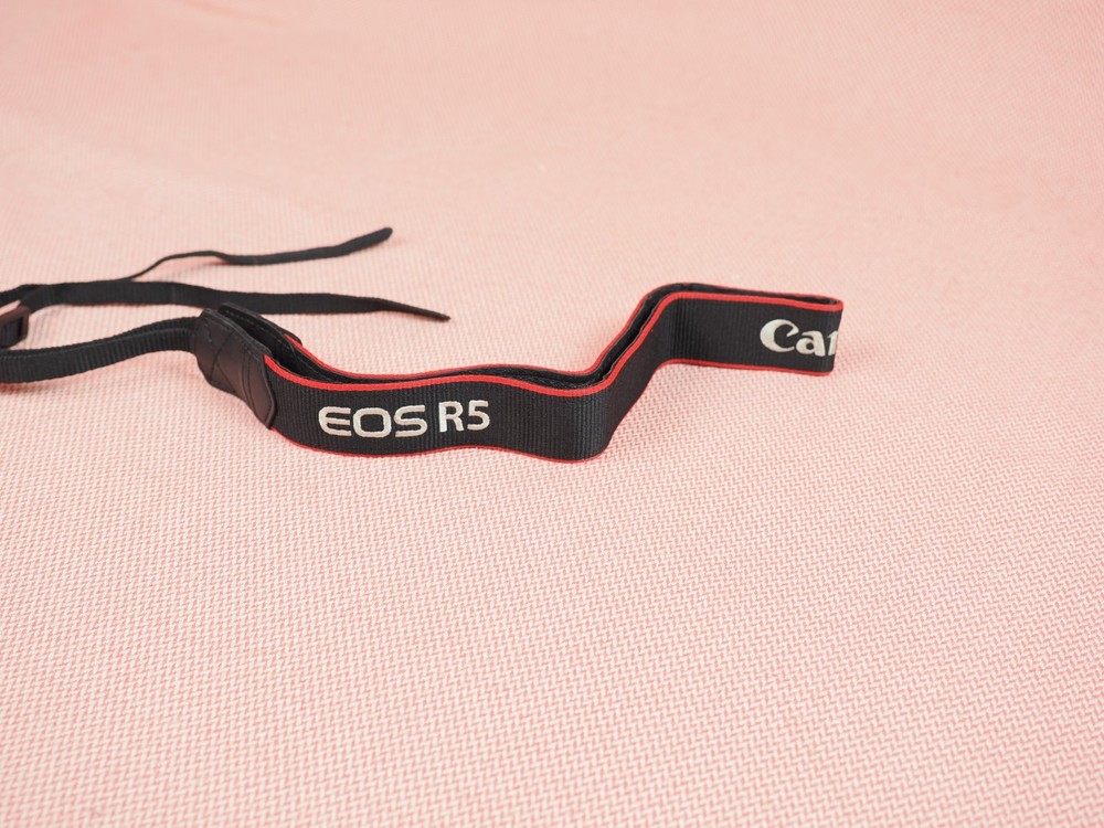 CANON EOS R5 CAMERA NECK STRAP for Mirrorless camera ER-EOSR5