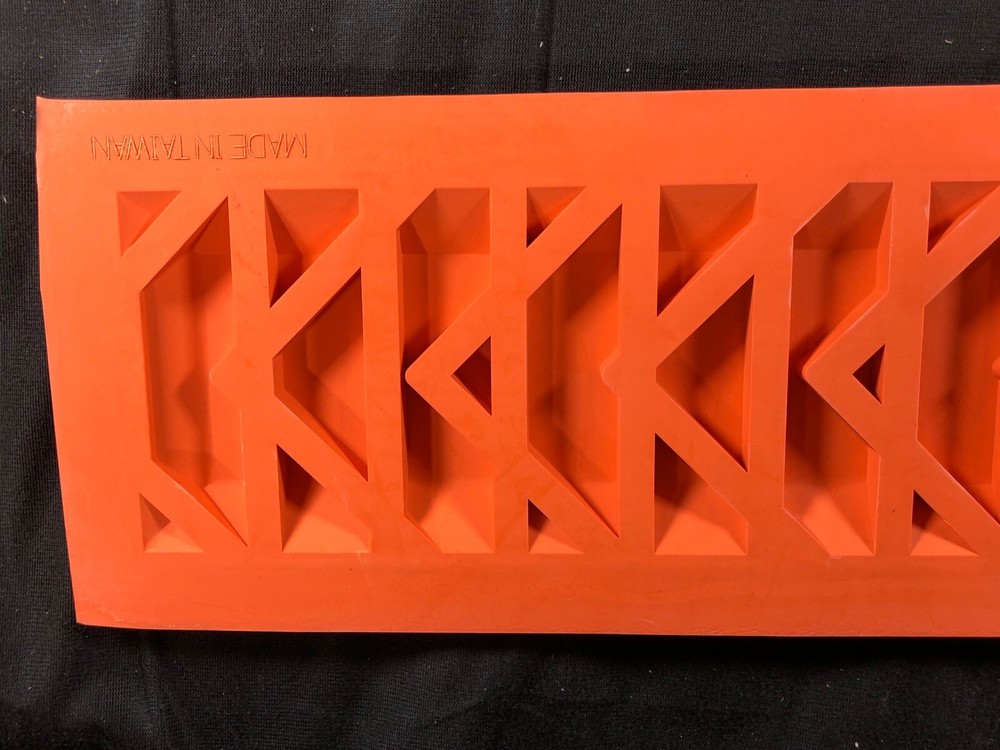 Gopher Gratebase Pitcher Mound Orange 42-585