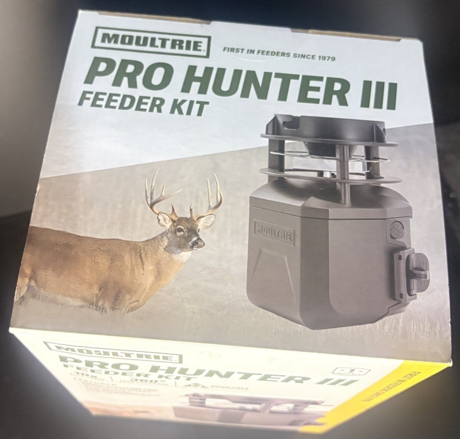 Moultrie Pro Hunter III Feeder Kit