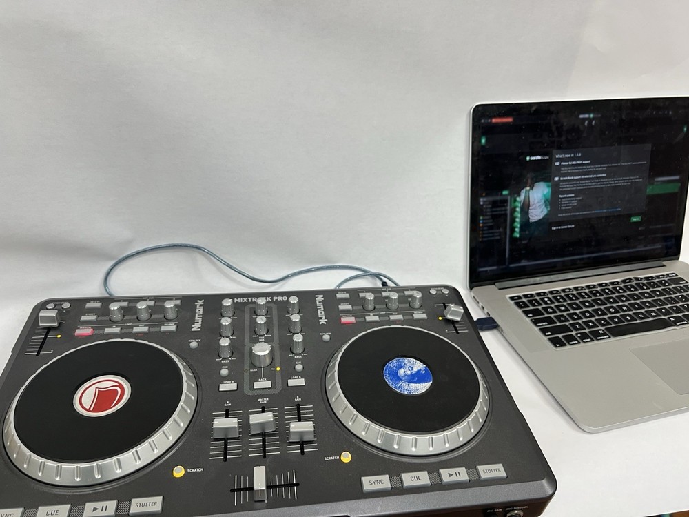 Numark Mixtrack Pro Digital DJ Controller