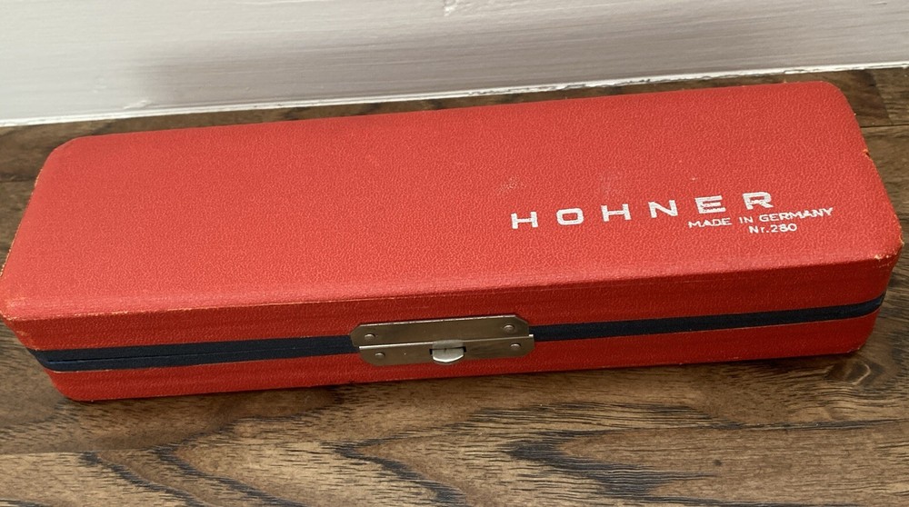 VINTAGE HOHNER HARMONICA CHROMONICA 64 C PROFESSIONAL MODEL 4 OCTAVES IN BOX