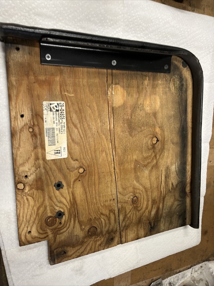 Peterbilt 379 Unibilt Sleeper Bench Used