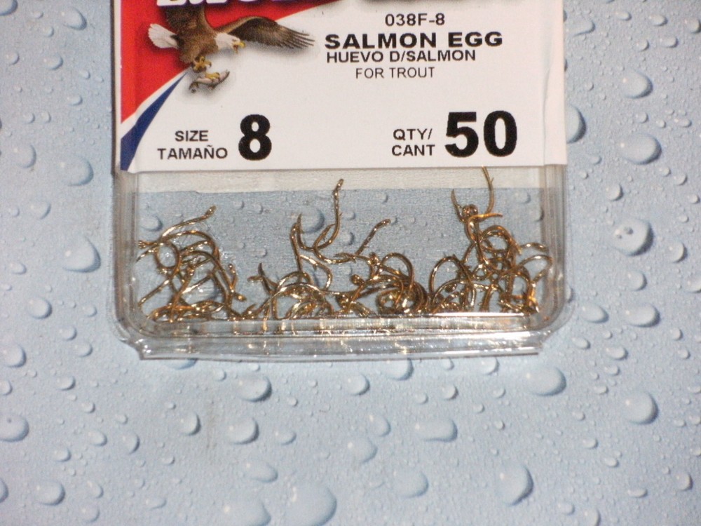 (100) Eagle Claw Salmon Egg Gold Hooks Size 8.