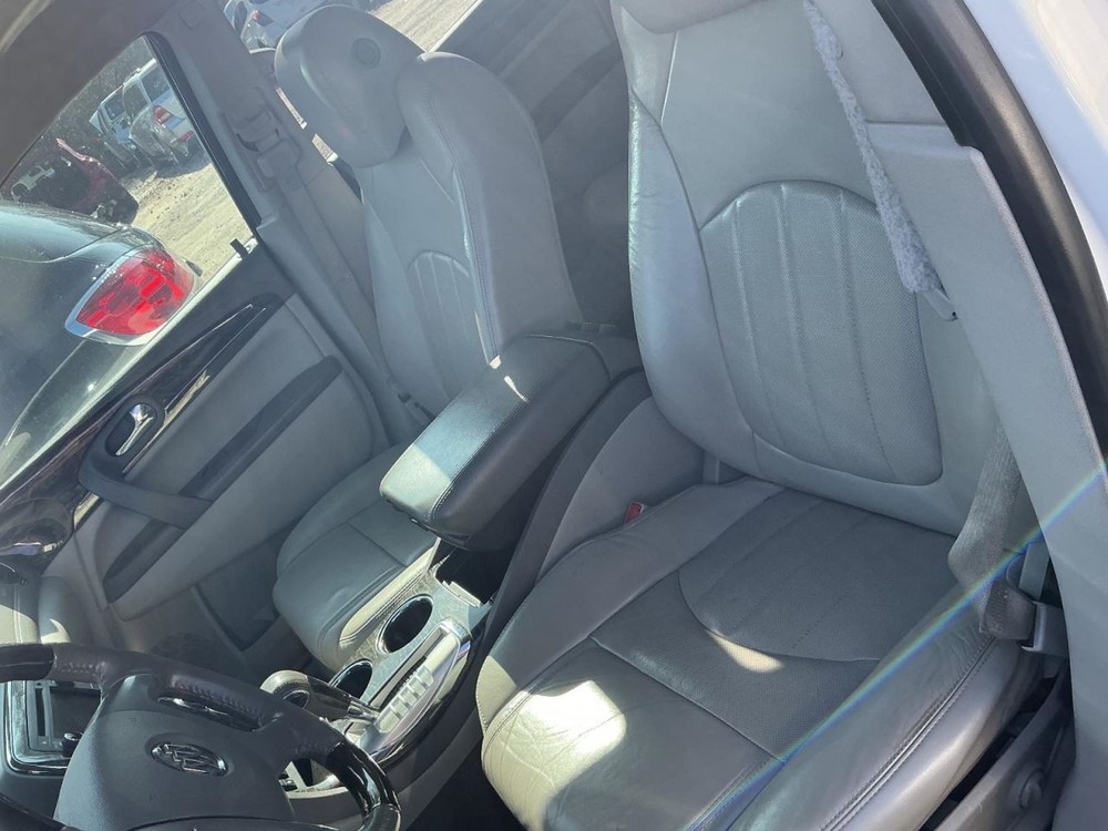 ENCLAVE 2013 Glove Box 4975558