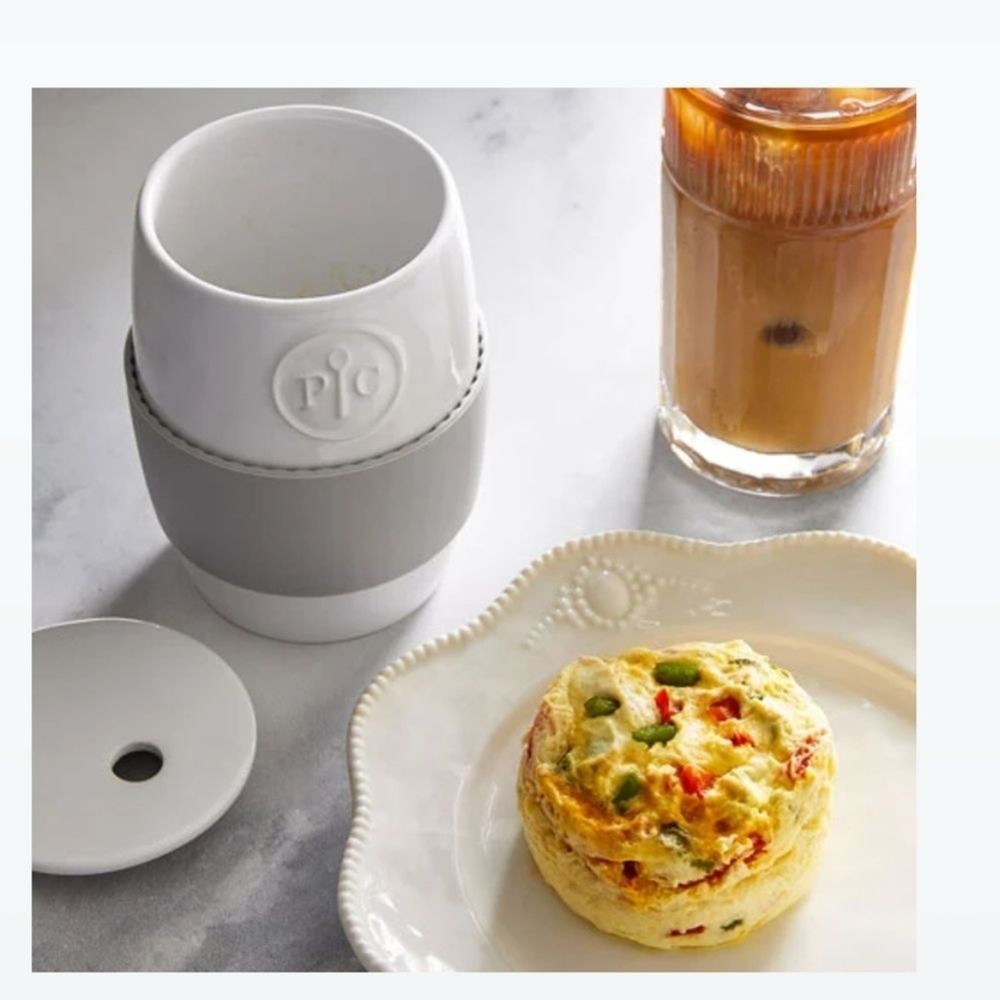 Pampered Chef Ceramic Egg Cooker