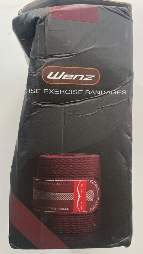 Wenz Horse Exercise Bandages Damaged Box
