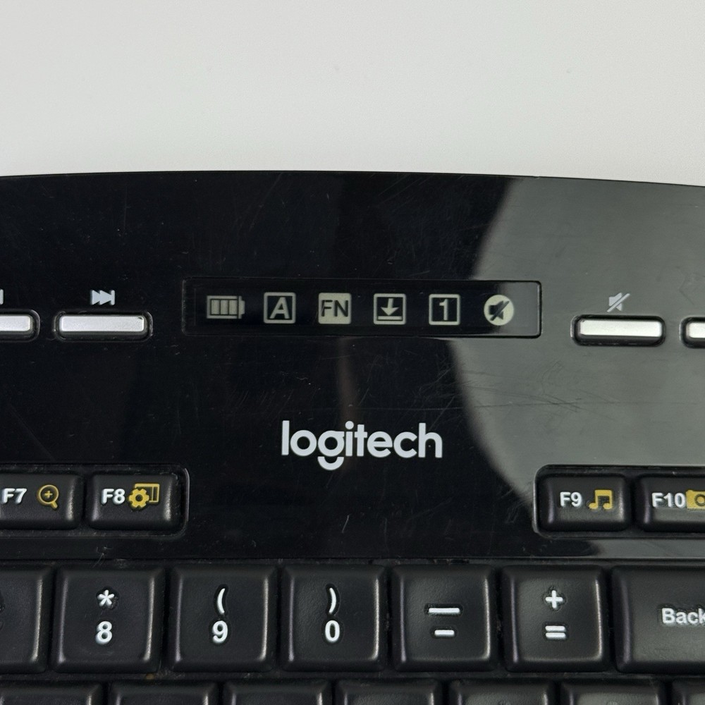Logitech MK710 Wireless Keyboard Bundle With T620 Mouse & Unifying Receiver