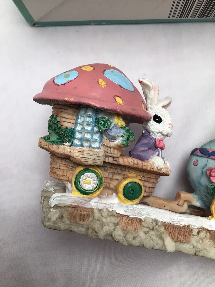 Vntg Easter Collection Mini Easter Bunny Train Spring decor 1995 item no. 62105