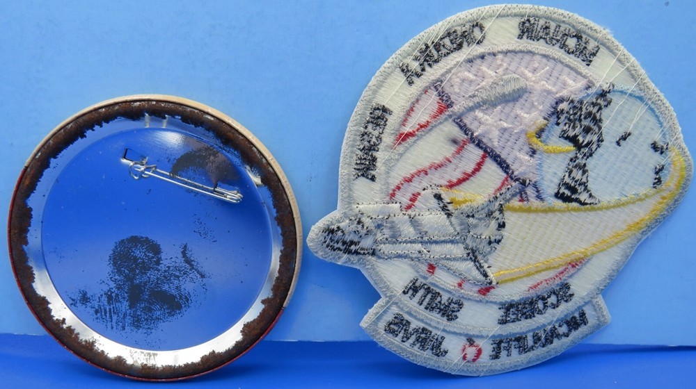 NASA STS-51L Space Shuttle CHALLENGER PATCH & BUTTON vtg TEACHER McAULIFFE