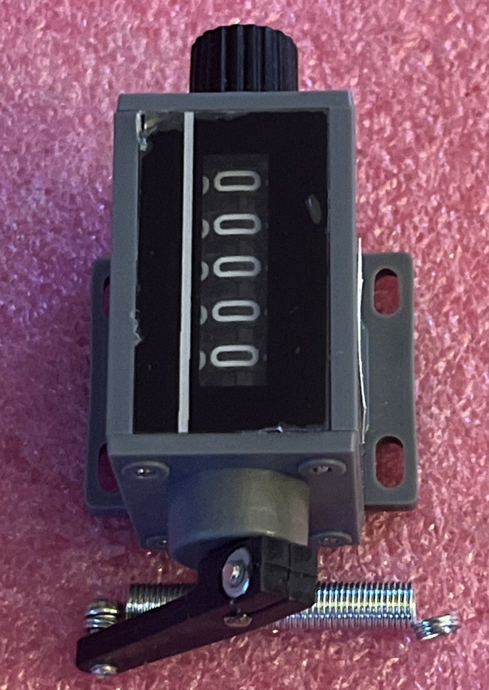 Dayton 6X157B Counter