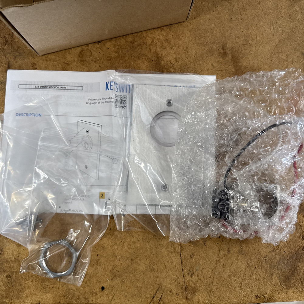 BEA KEYSWITCHMOM Key Switch Momentary