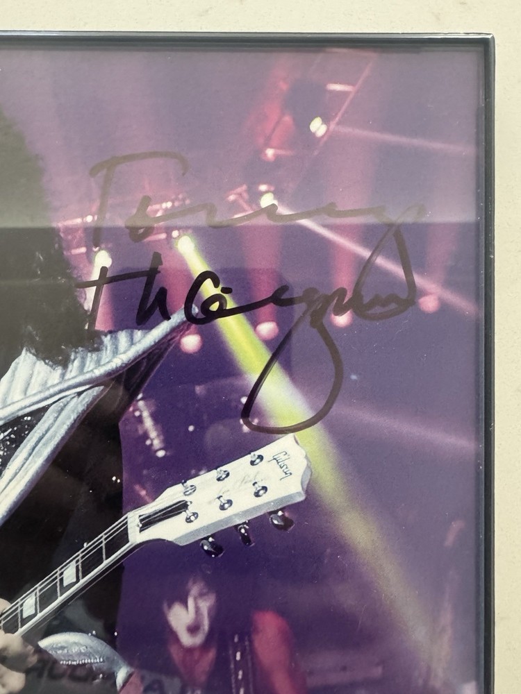 Kiss Tommy Thayer Signed/Framed 8x10 Photo with Guitar Pics