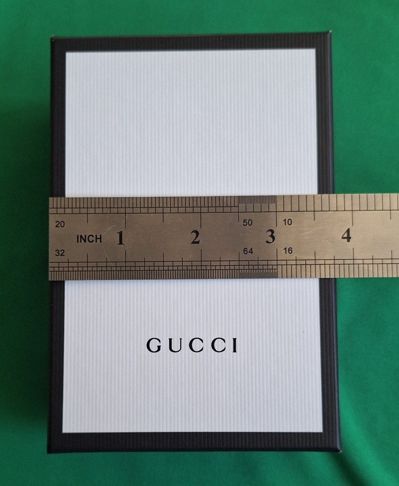 Authentic GUCCI White Black Empty Gift Box. Size 5.5×3.7 Great Condition