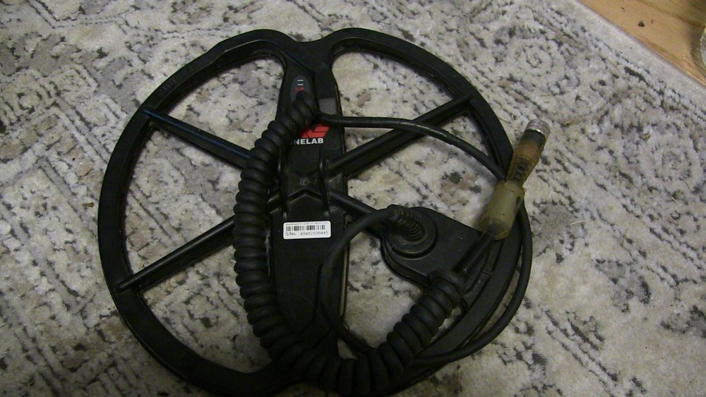 Minelab CTX 3030 Metal Detector