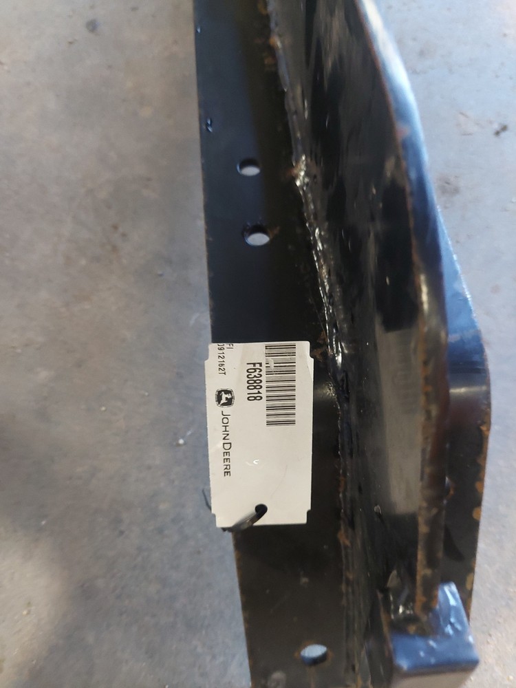 Hose support F638818