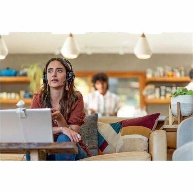 Poly Blackwire 8225 Microsoft Teams Certified Headset 7E2K8AA#ABA