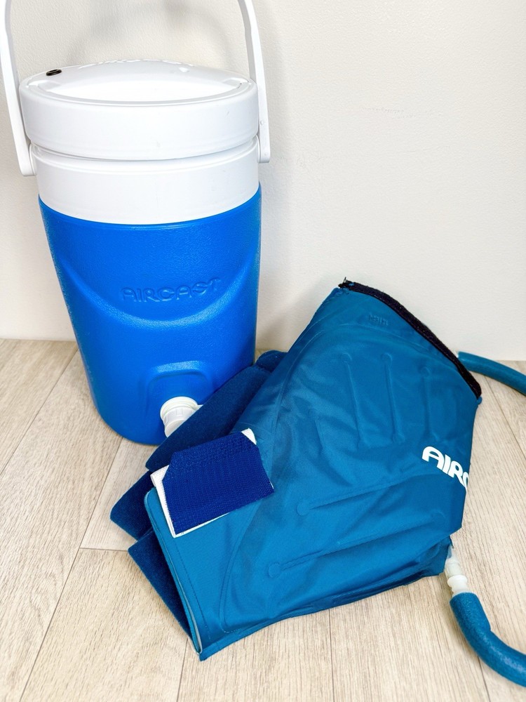 Cryo/Cuff Cryocuff Cooler Therapy Motorized IC Compression Shoulder Medium Size