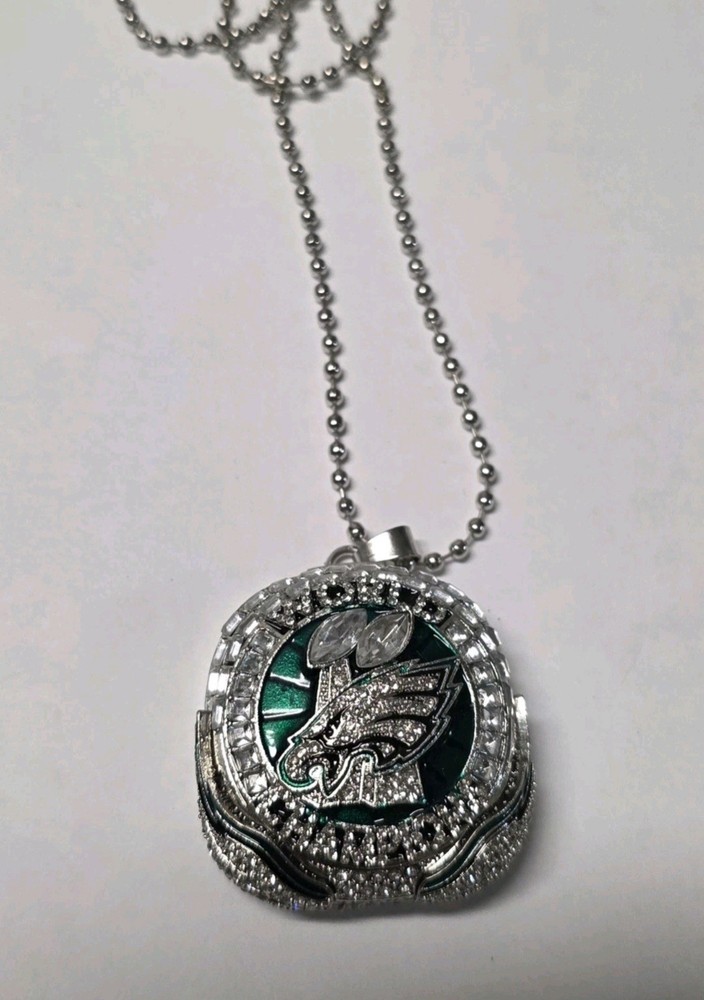 Philadelphia Eagles Necklace (Wings)