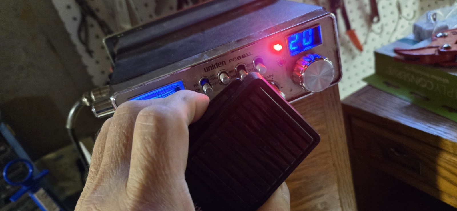 Uniden PC66XL 40-Channel CB Radio Mic and power cord & bracket