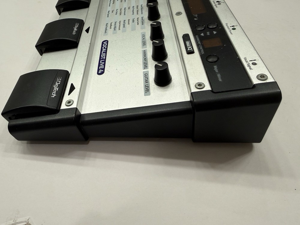 Digitech Vocalist Live 4 Harmony Multi Vocal Effect Processor Pedal + PSU