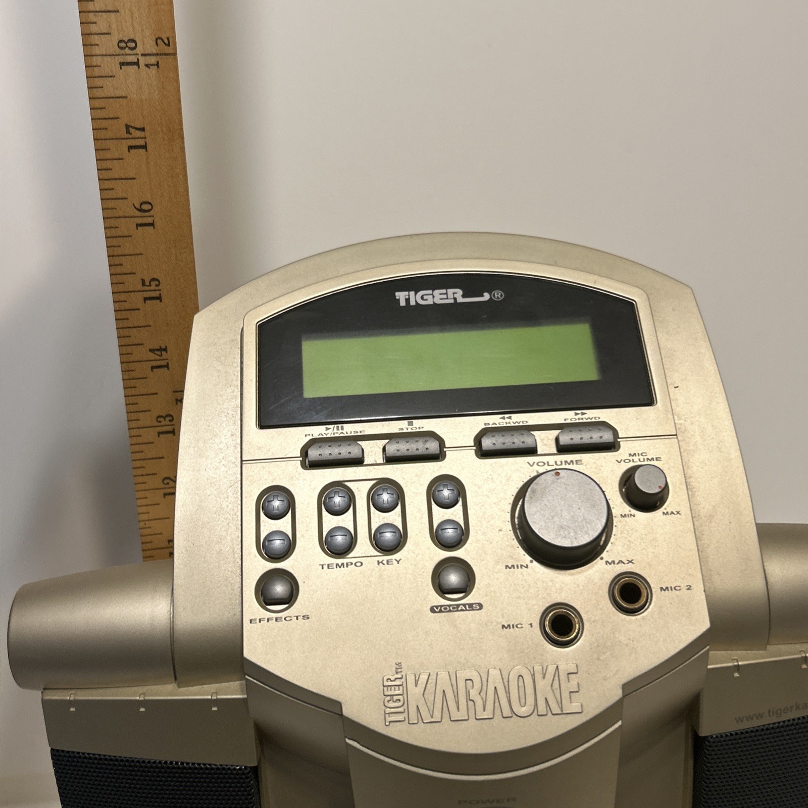 Tiger Portable Karaoke Machine Model 599810000 Vocal & Spatial Effects RCA USB