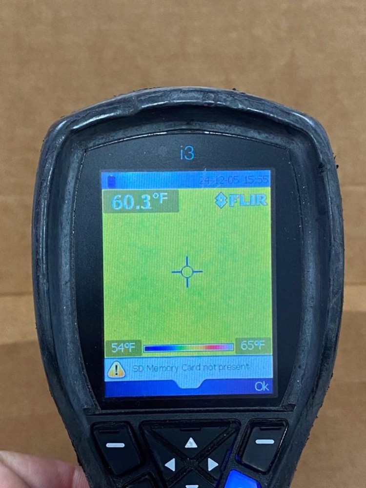FLIR i3 THERMAL IMAGING CAMERA- USED.