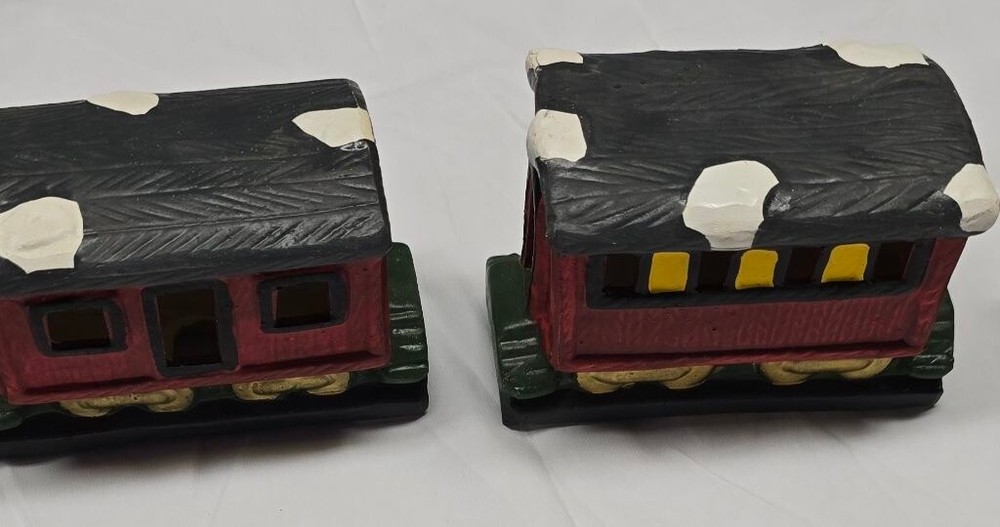 Vintage Ceramic 4 pc Christmas Train Decor