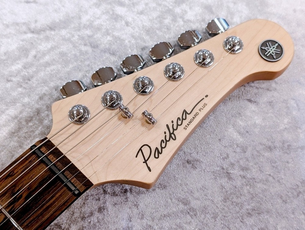 YAMAHA Pacifica Standard Plus PACS 12 BL (Black)