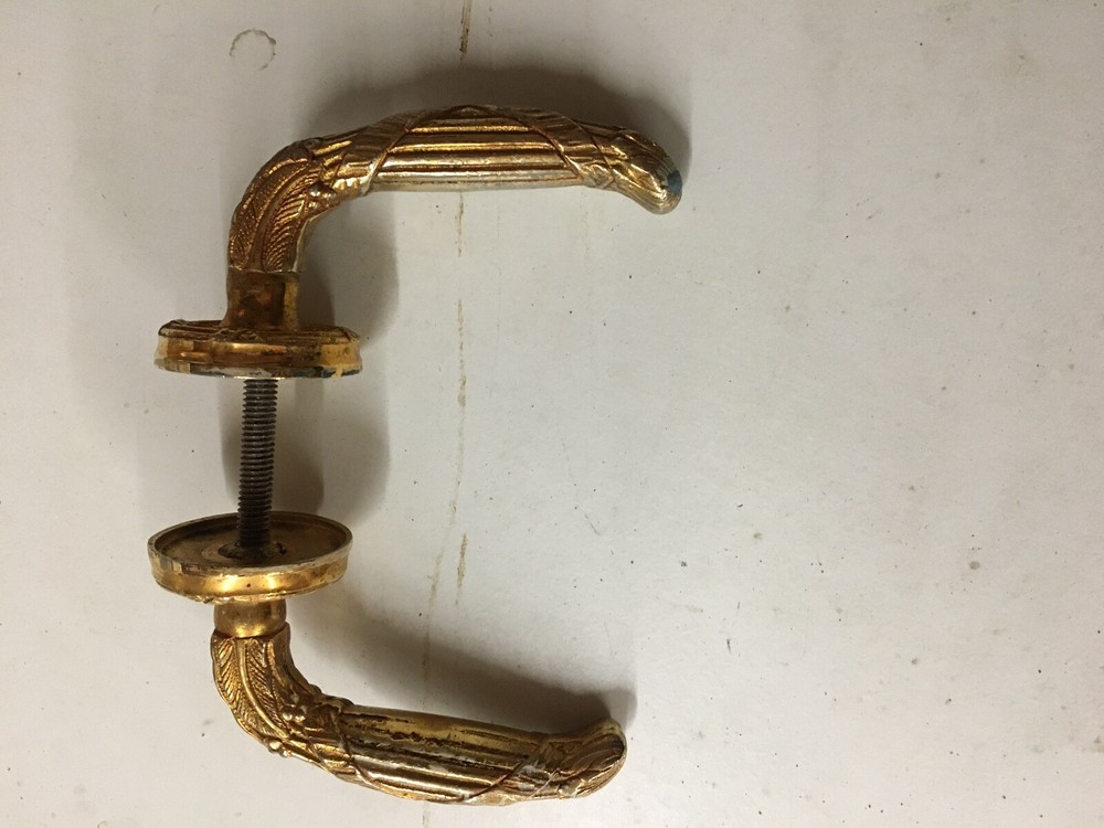 Lot of 2 handles