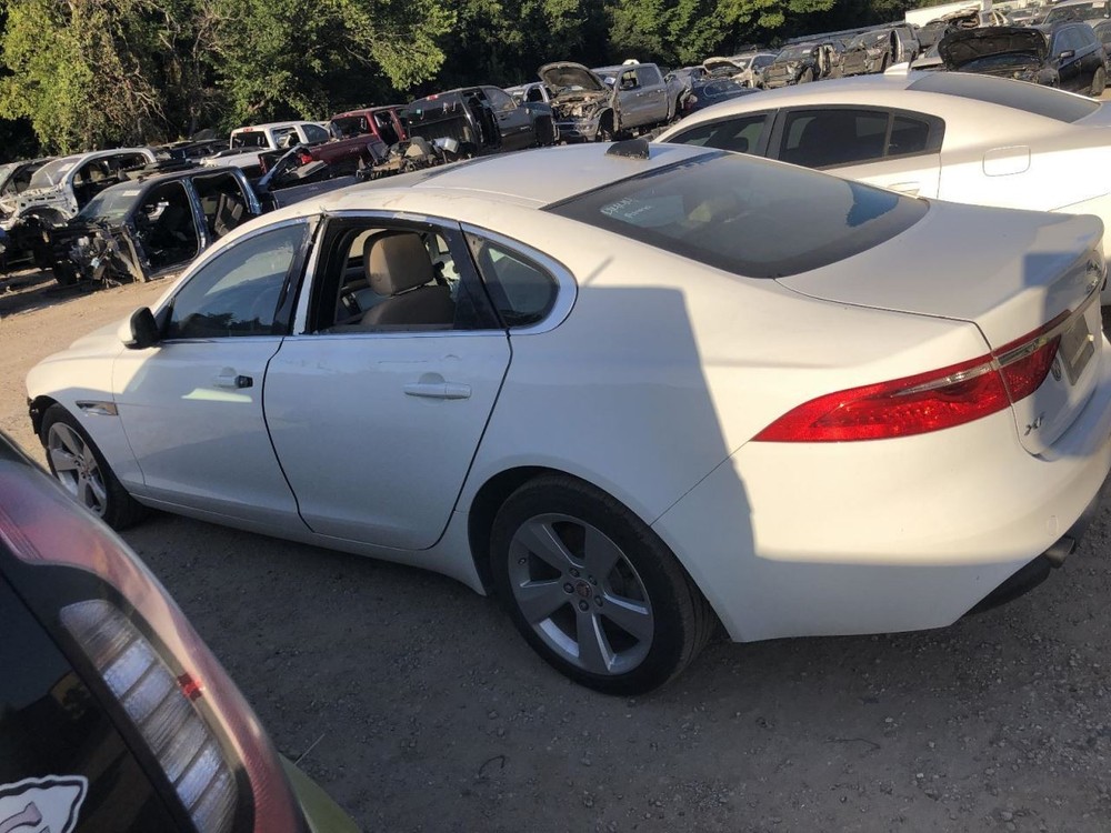Sun Visor Left Driver Fits 16-19 XF 962300