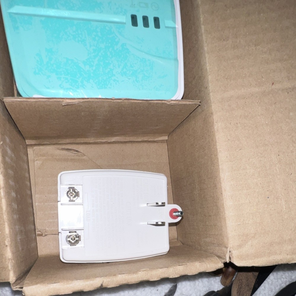 DSC WS4920 Wireless Repeater with Transformer