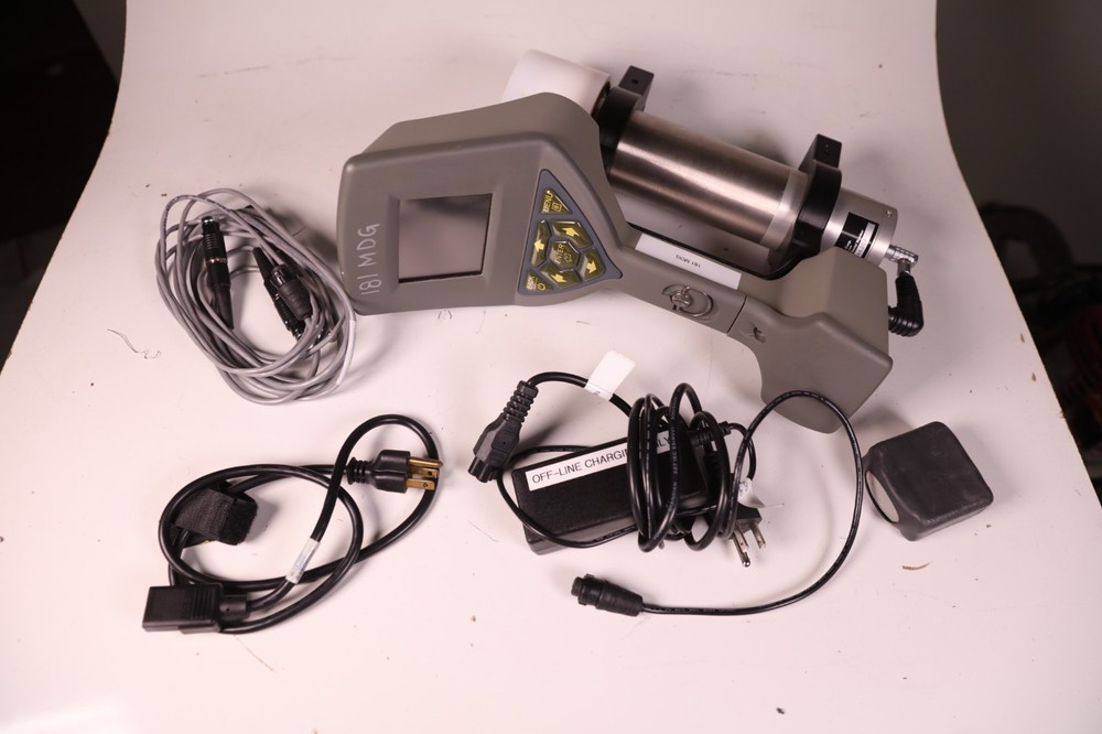 BNC Model 940 Handheld Radiation Isotope Identifier