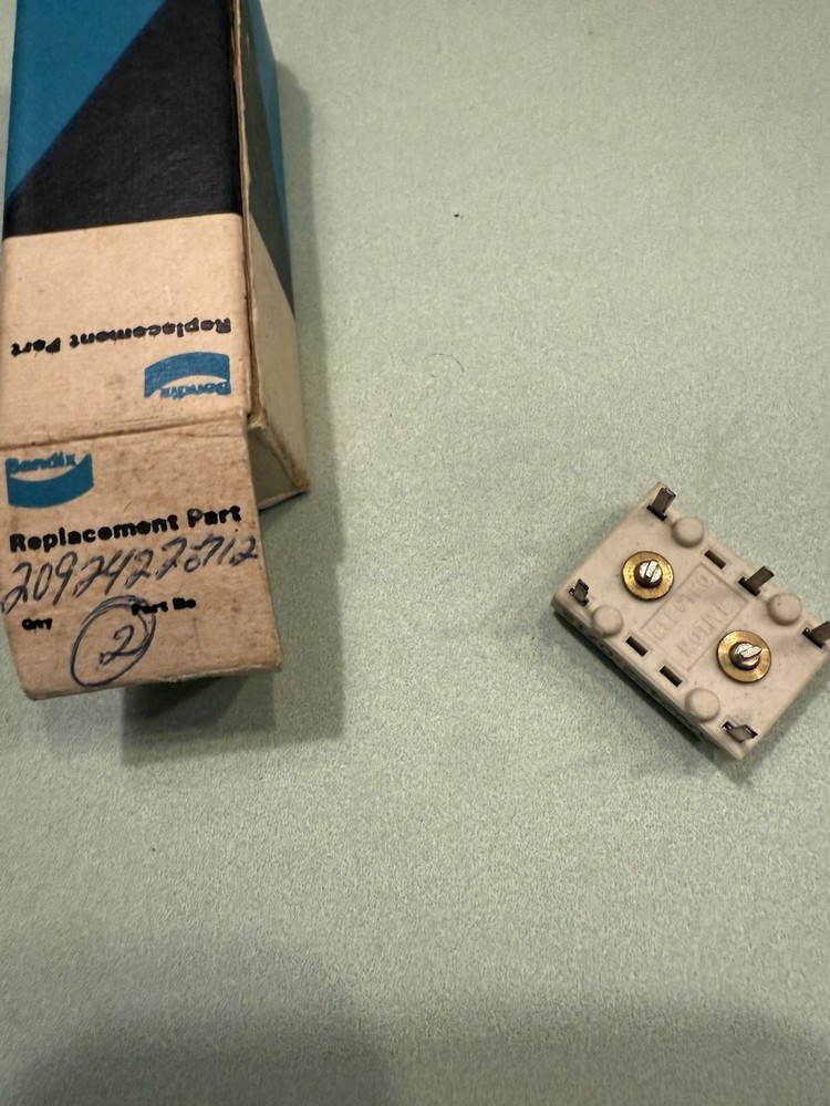 Bendix Radio Replacement Part 2092422-0712