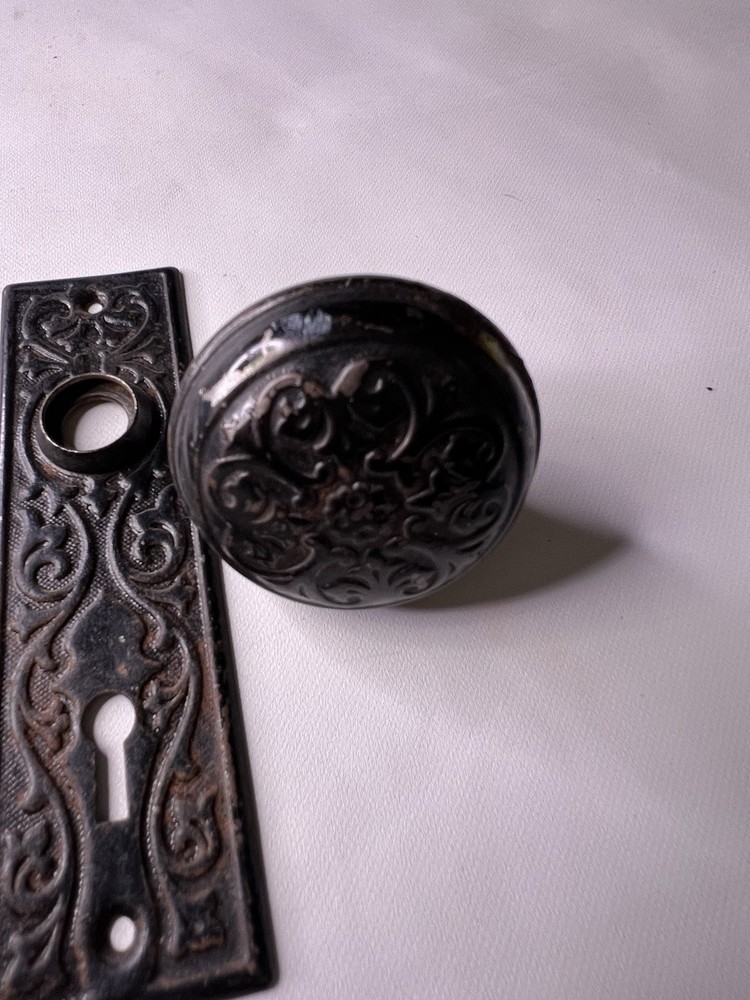 Vintage Metal Door Knobs and Face Plates