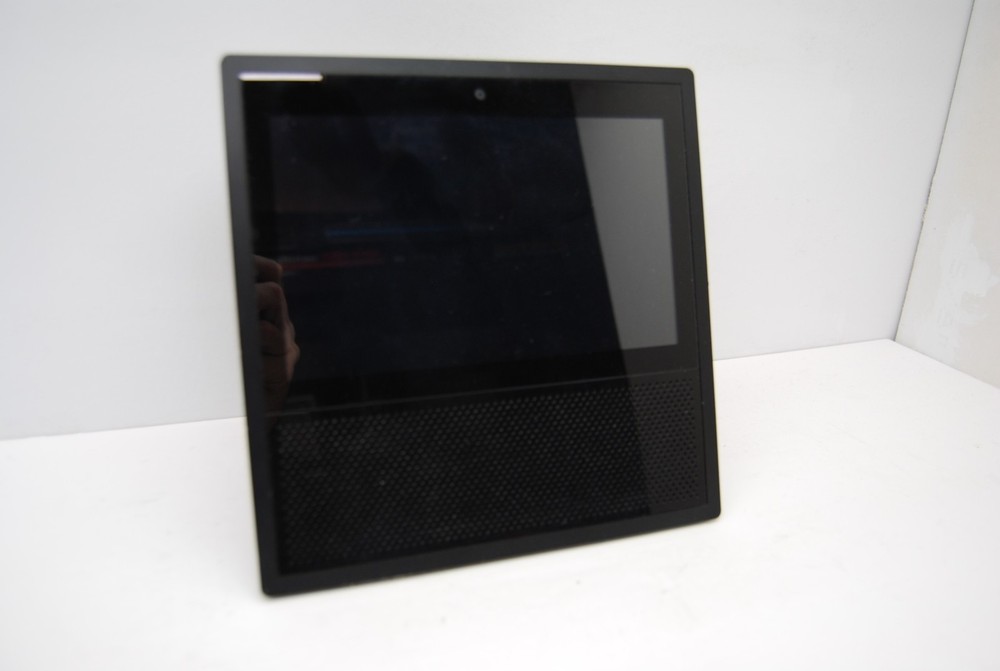 Amazon Echo Show 1st Generation  7" Display BLACK